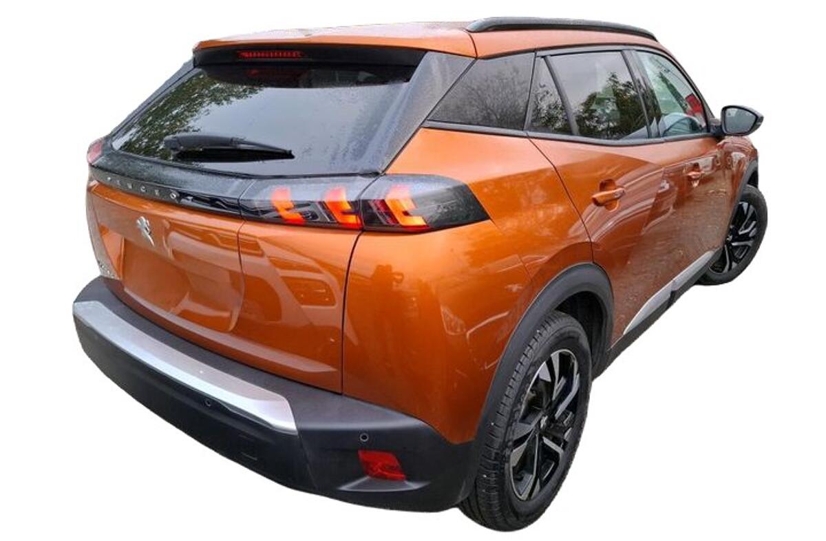 PEUGEOT 2008 e- 50 kWh GT