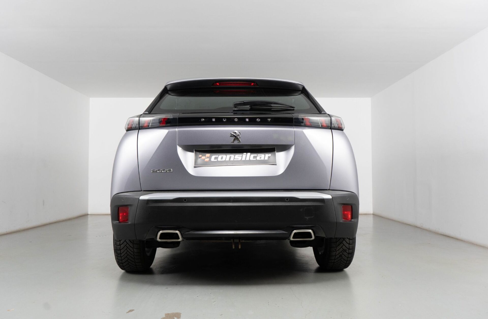 PEUGEOT 2008 1.2 PureTech Active Pack EAT8