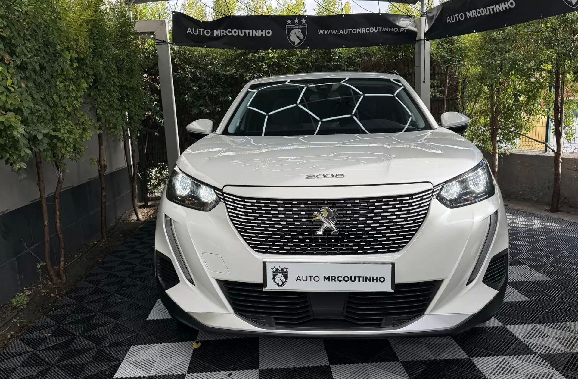 PEUGEOT 2008 e- 50 kWh GT