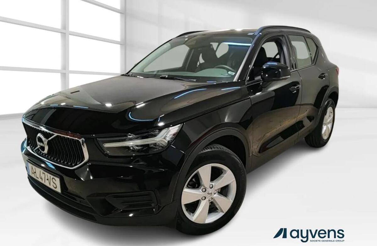 VOLVO XC40 1.5 T2 Momentum