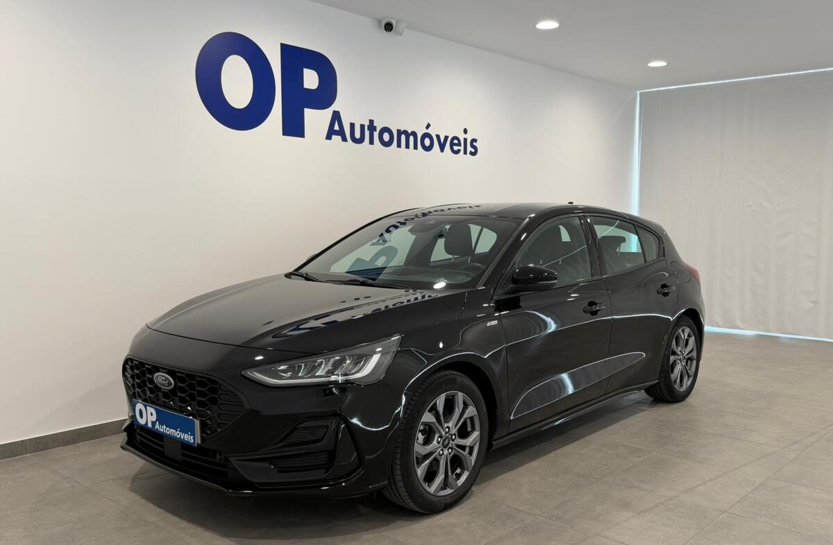 FORD Focus 1.0 EcoBoost MHEV ST-Line