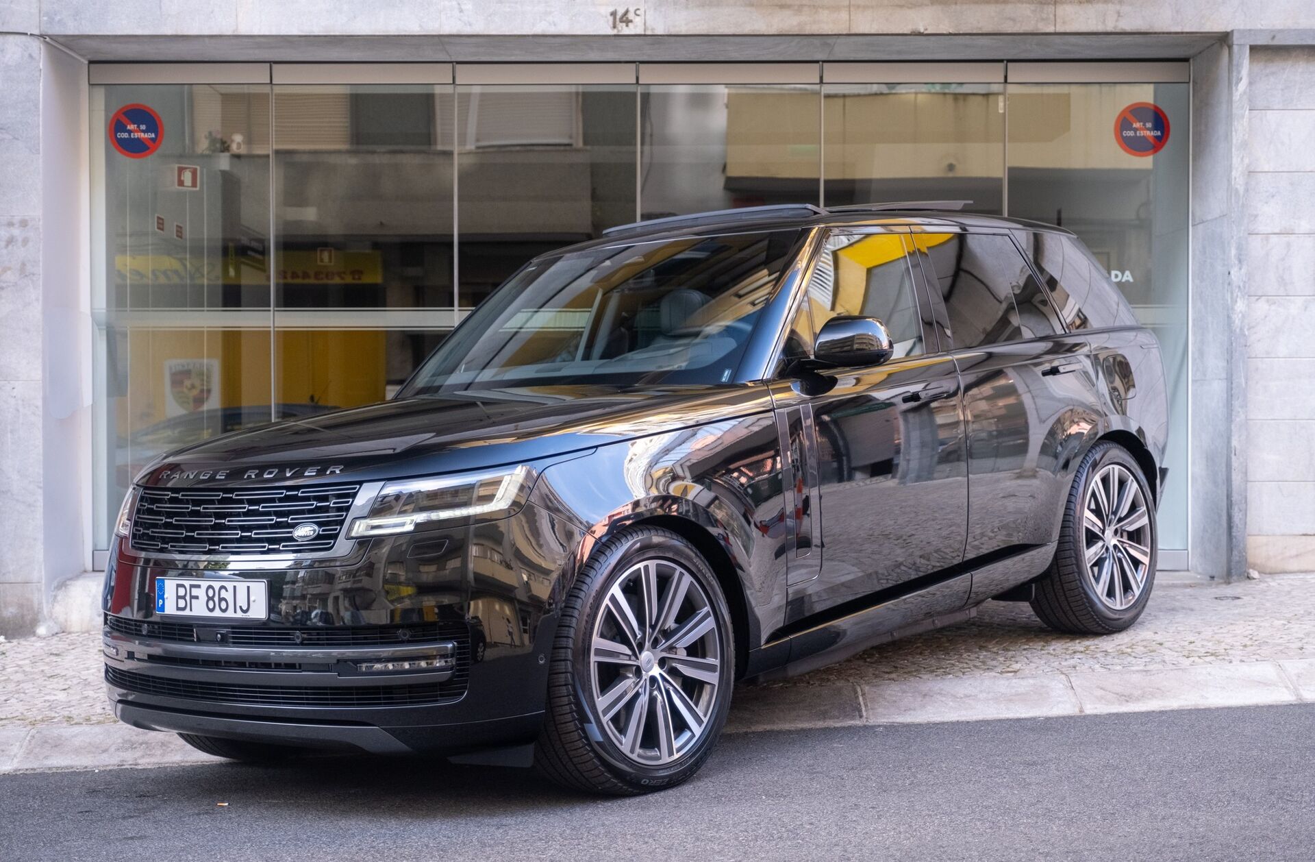 LAND ROVER Range Rover 3.0 P460e
