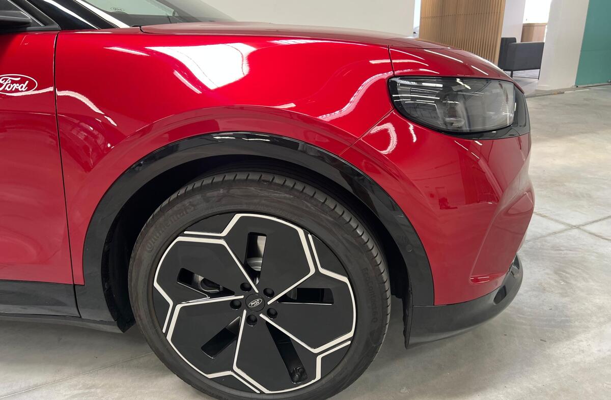 FORD Capri 77 kWh Premium