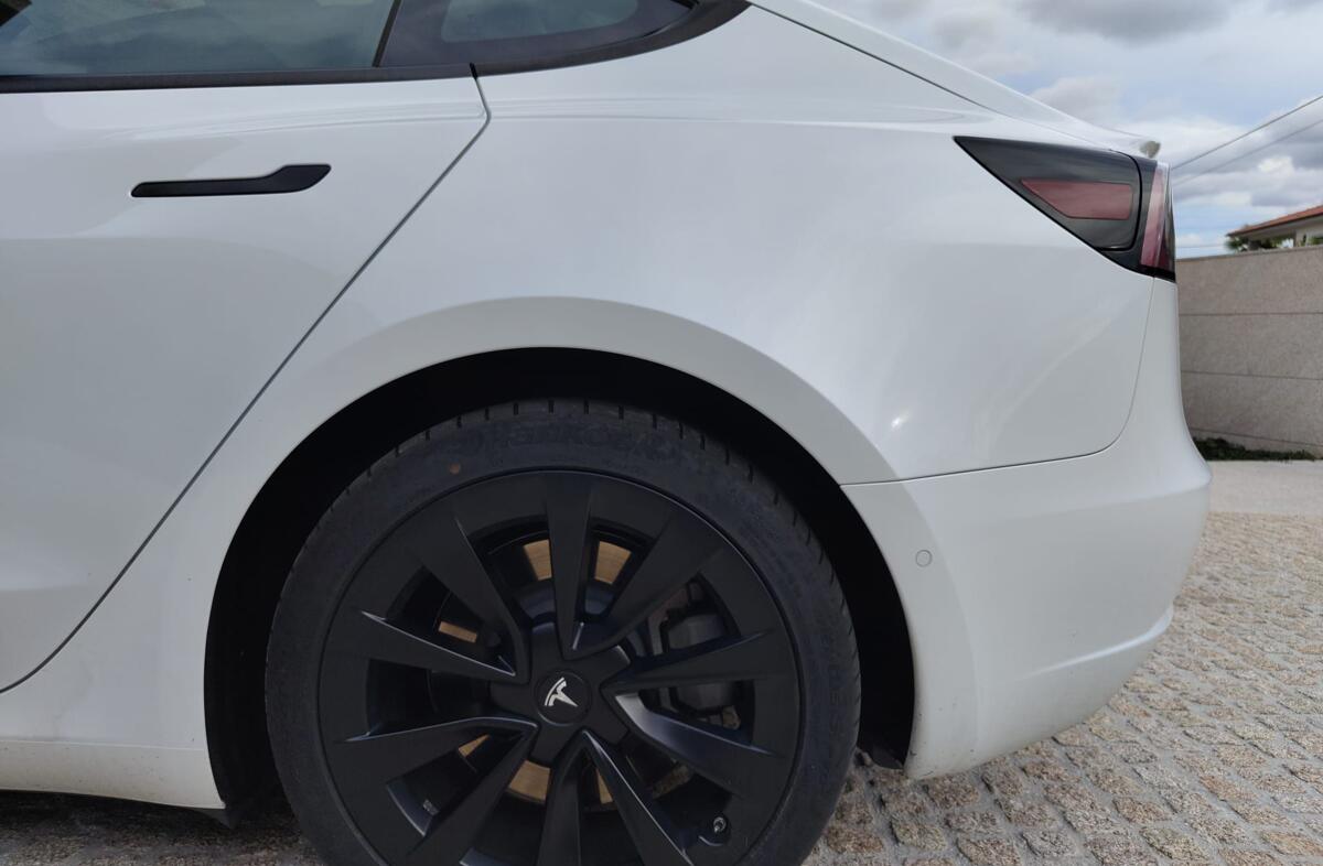 TESLA Model 3 Standard Range Plus RWD