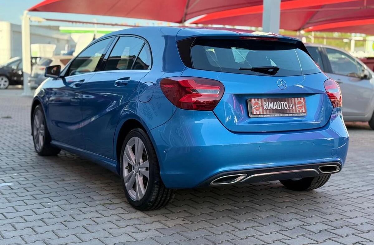 MERCEDES Classe A A 180 d Style