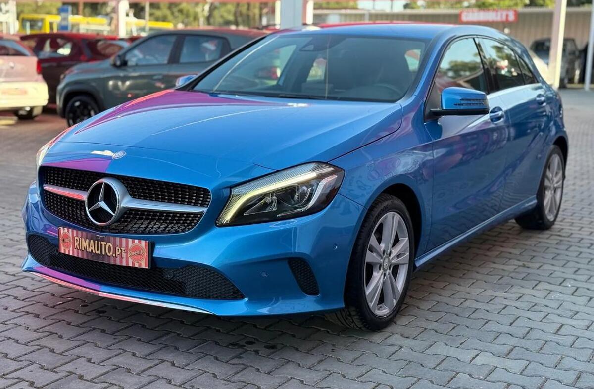 MERCEDES Classe A A 180 d Style