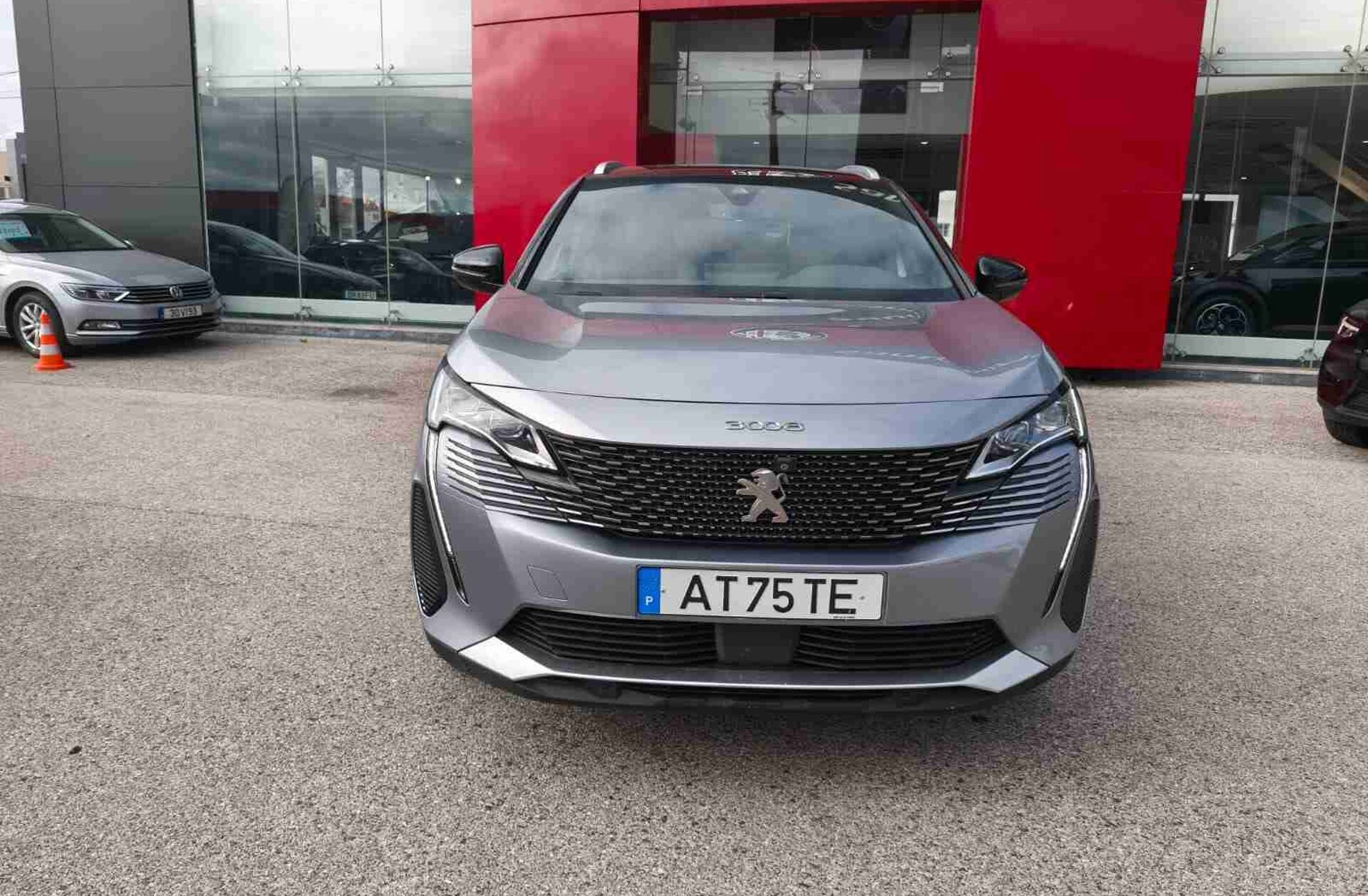 PEUGEOT 3008 1.6 Hybrid GT Pack e-EAT8