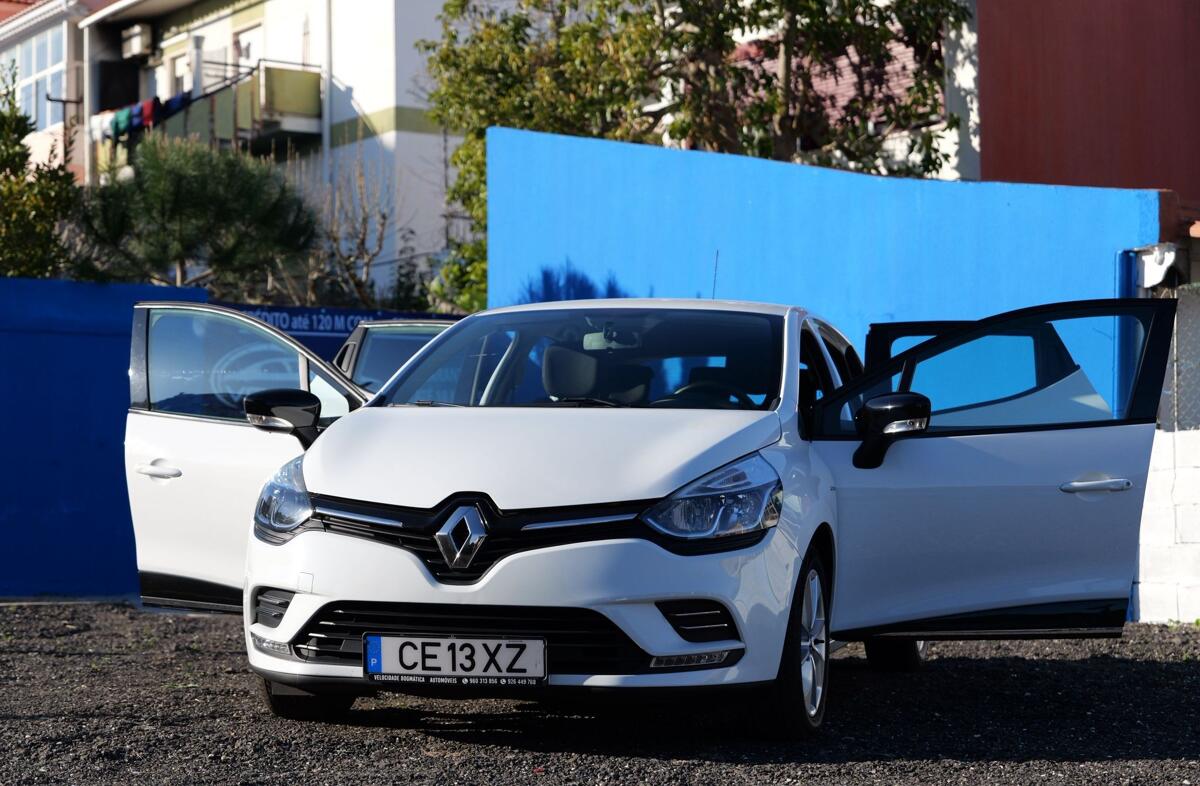 RENAULT Clio 1.5 dCi Limited EDC