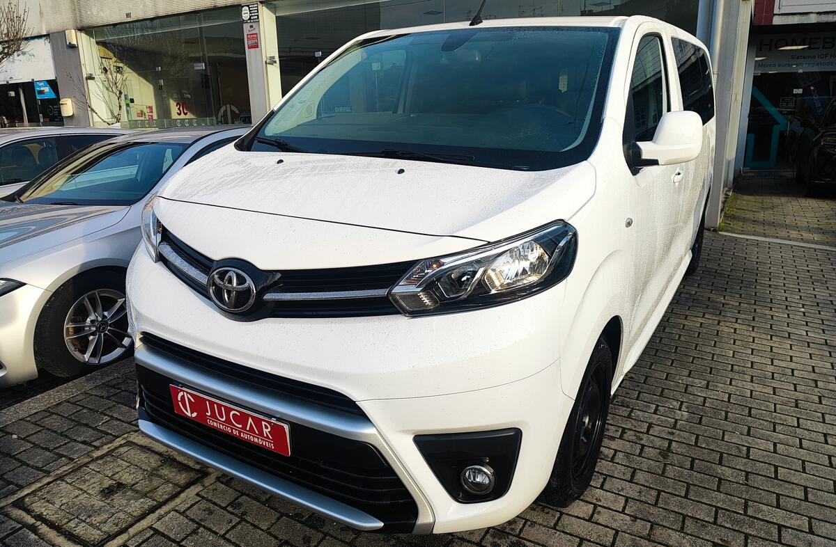 TOYOTA Proace Verso Proace 2.0 D-4D L1 1.0T Comfort 9L