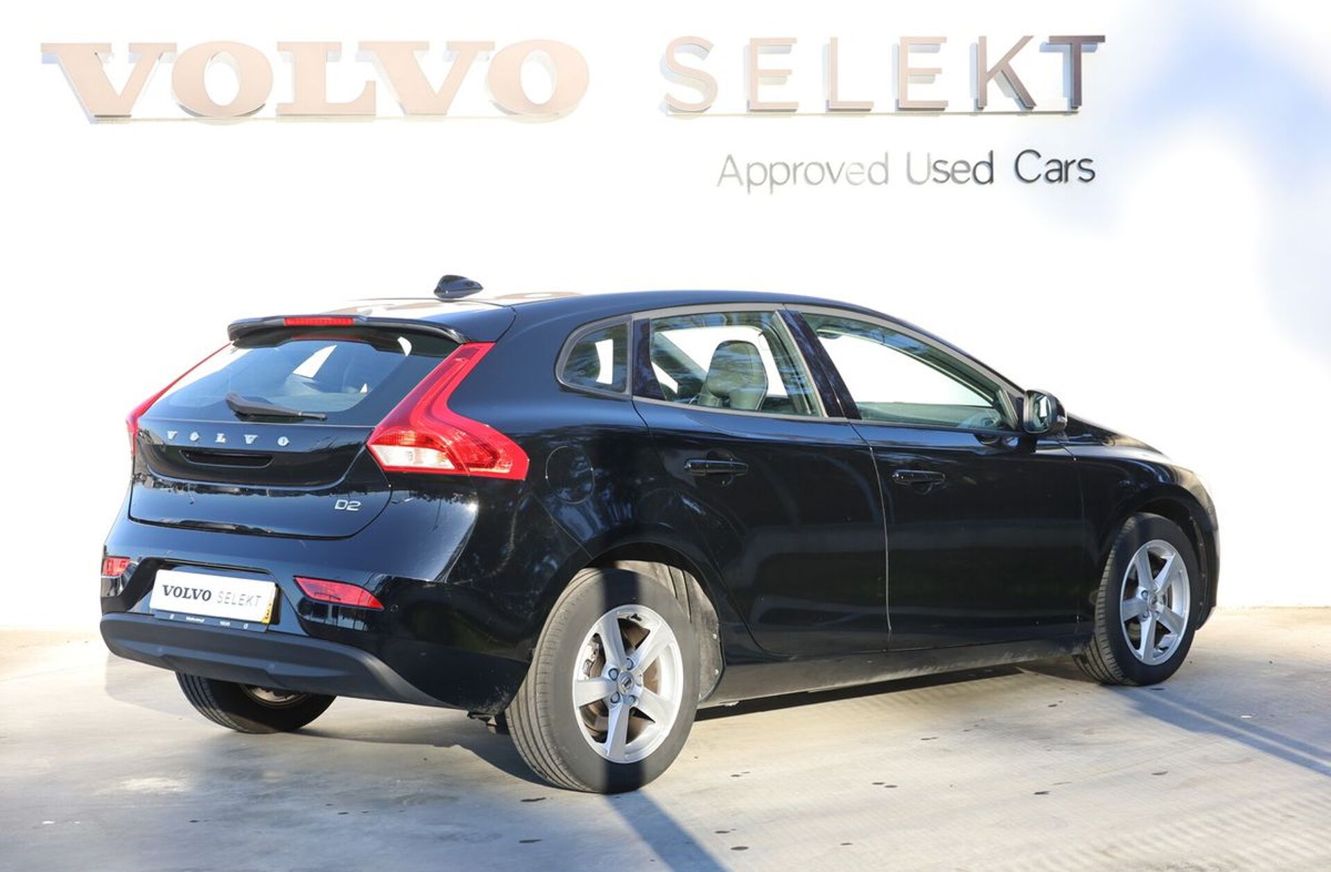 VOLVO V40 2.0 D2 Momentum