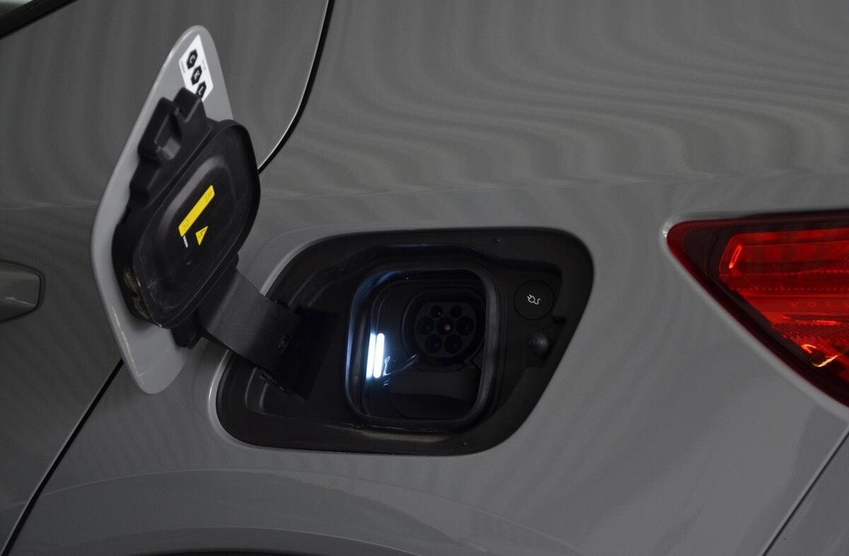 VOLVO XC40 Recharge Extended Range Plus