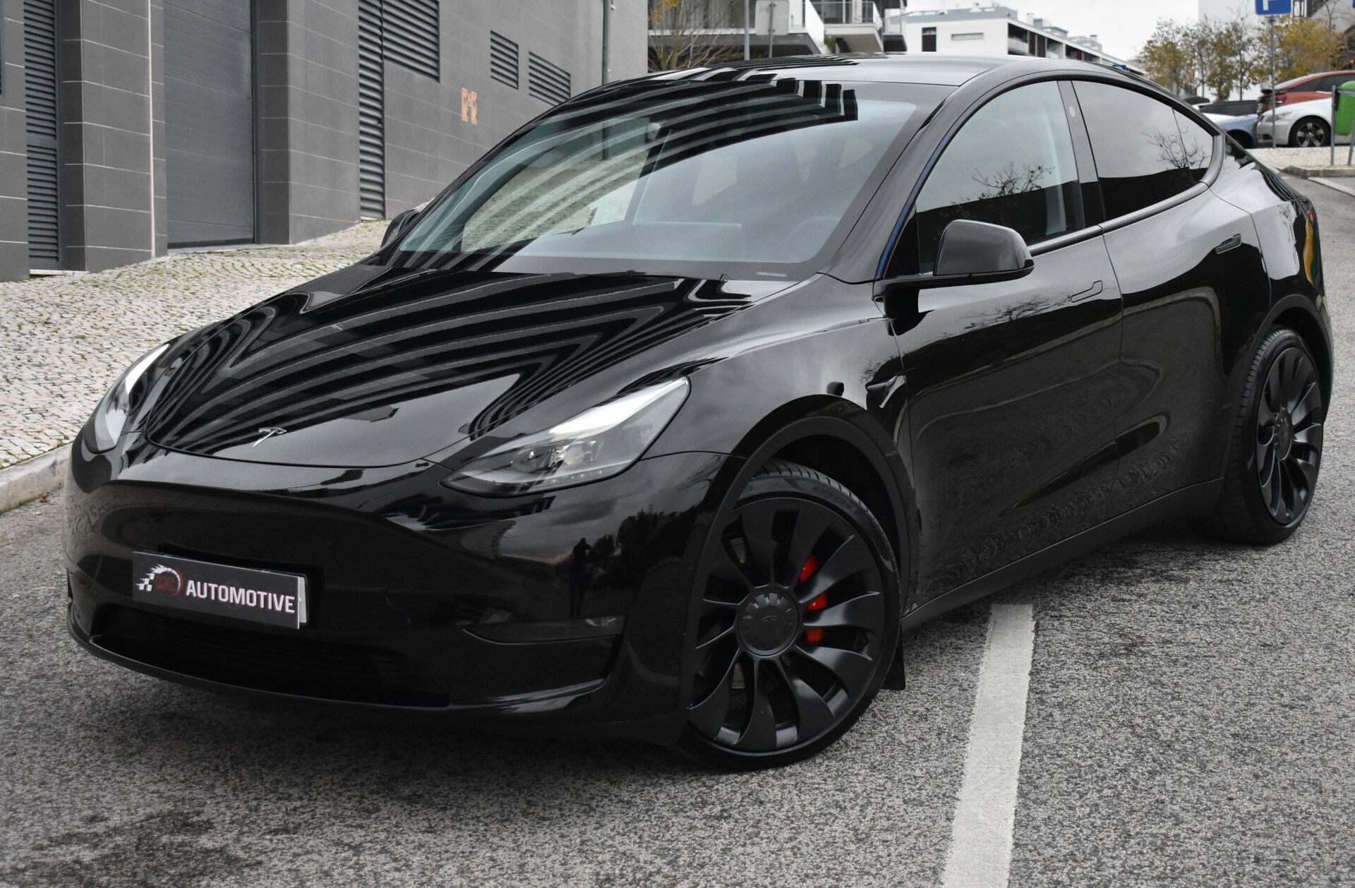 TESLA Model Y Performance Tração Integral