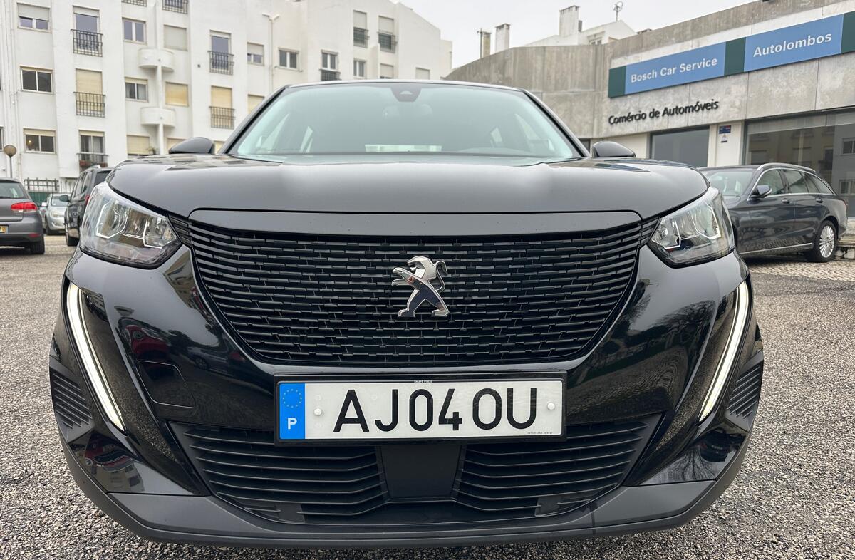 PEUGEOT 2008 1.2 PureTech Active Pack