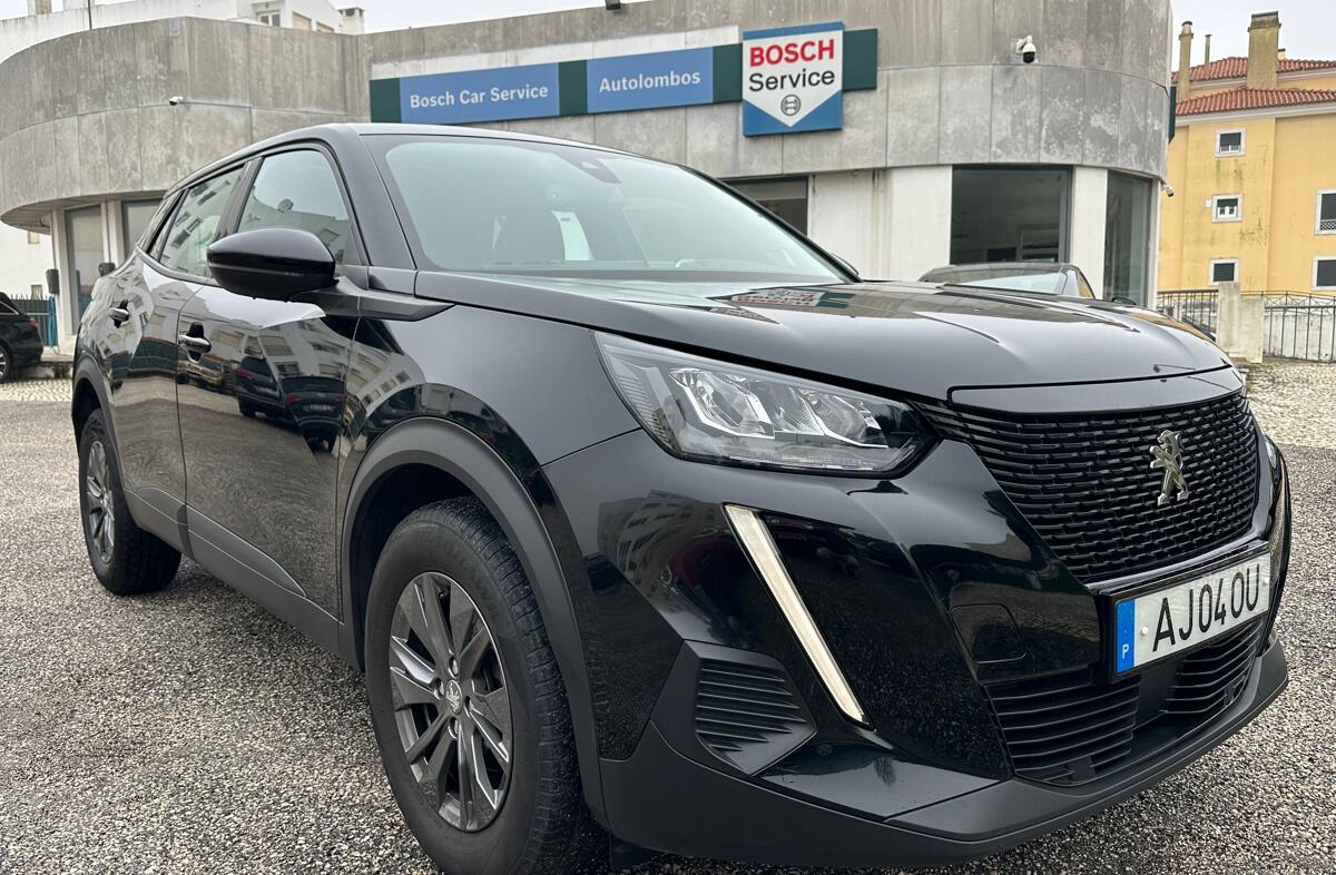 PEUGEOT 2008 1.2 PureTech Active Pack