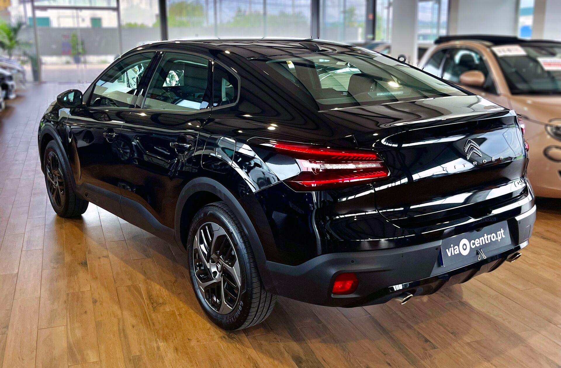 CITROEN C4 X 1.2 PureTech Plus EAT8