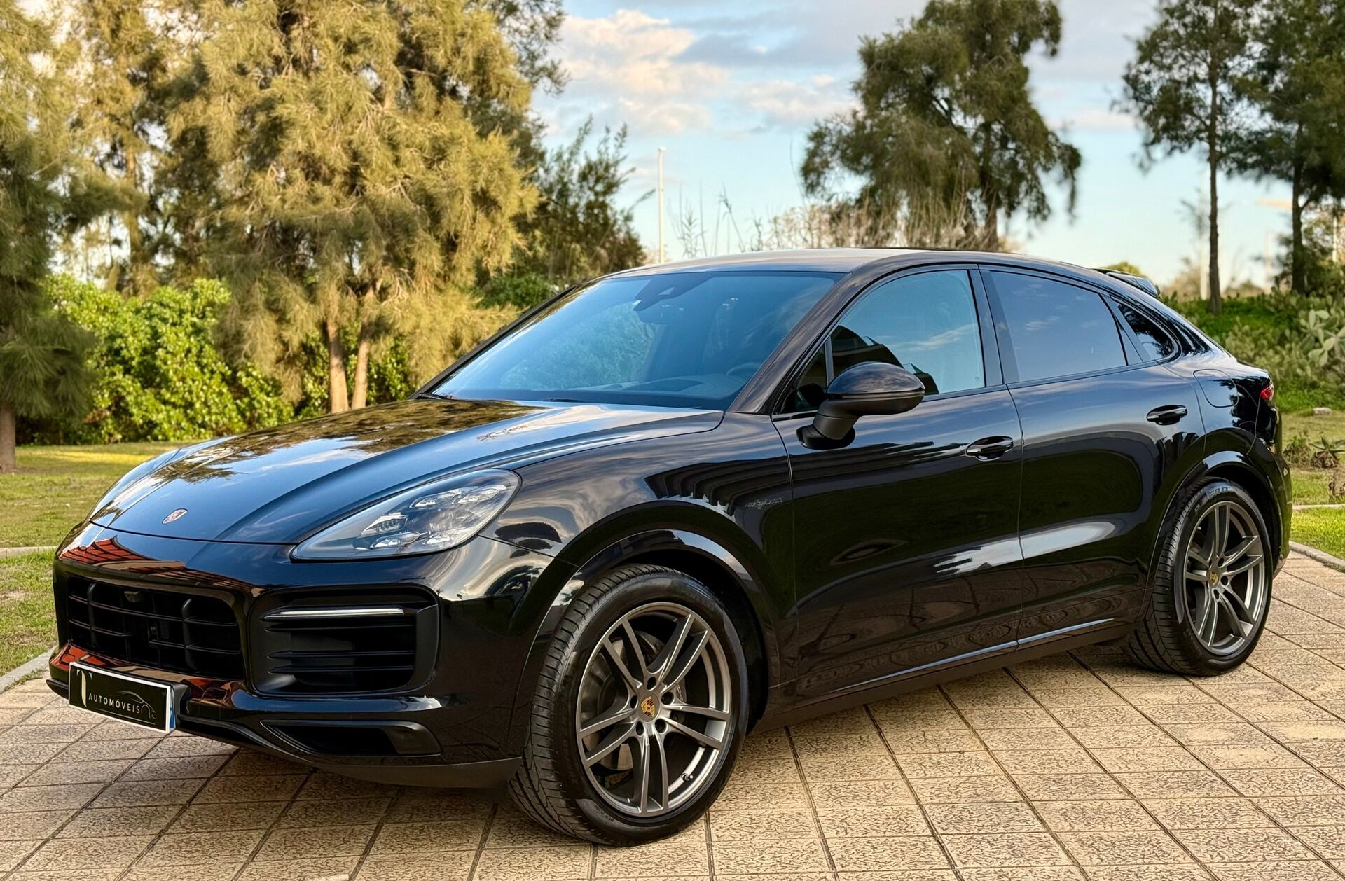 PORSCHE Cayenne E-Hybrid