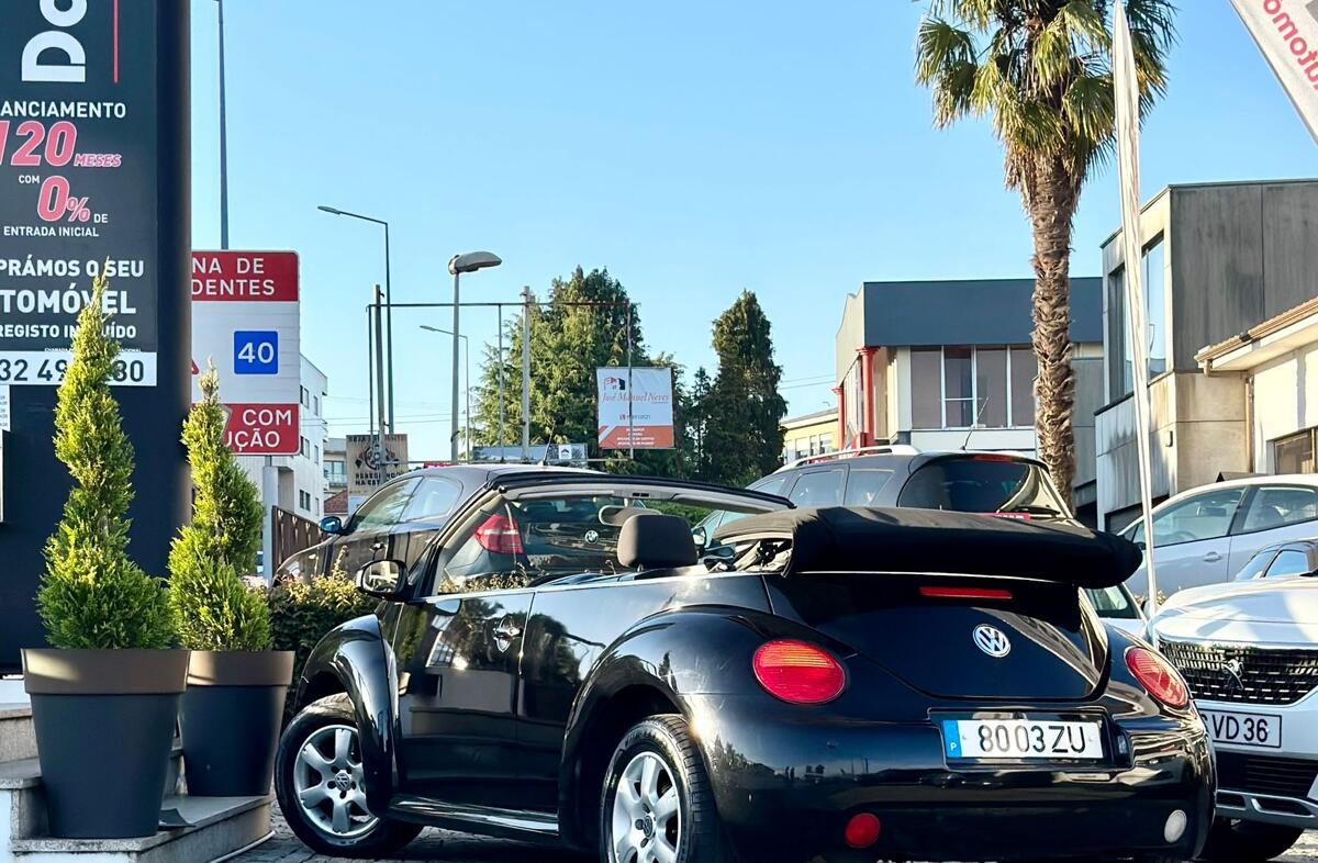 VOLKSWAGEN Beetle New 1.4 Top