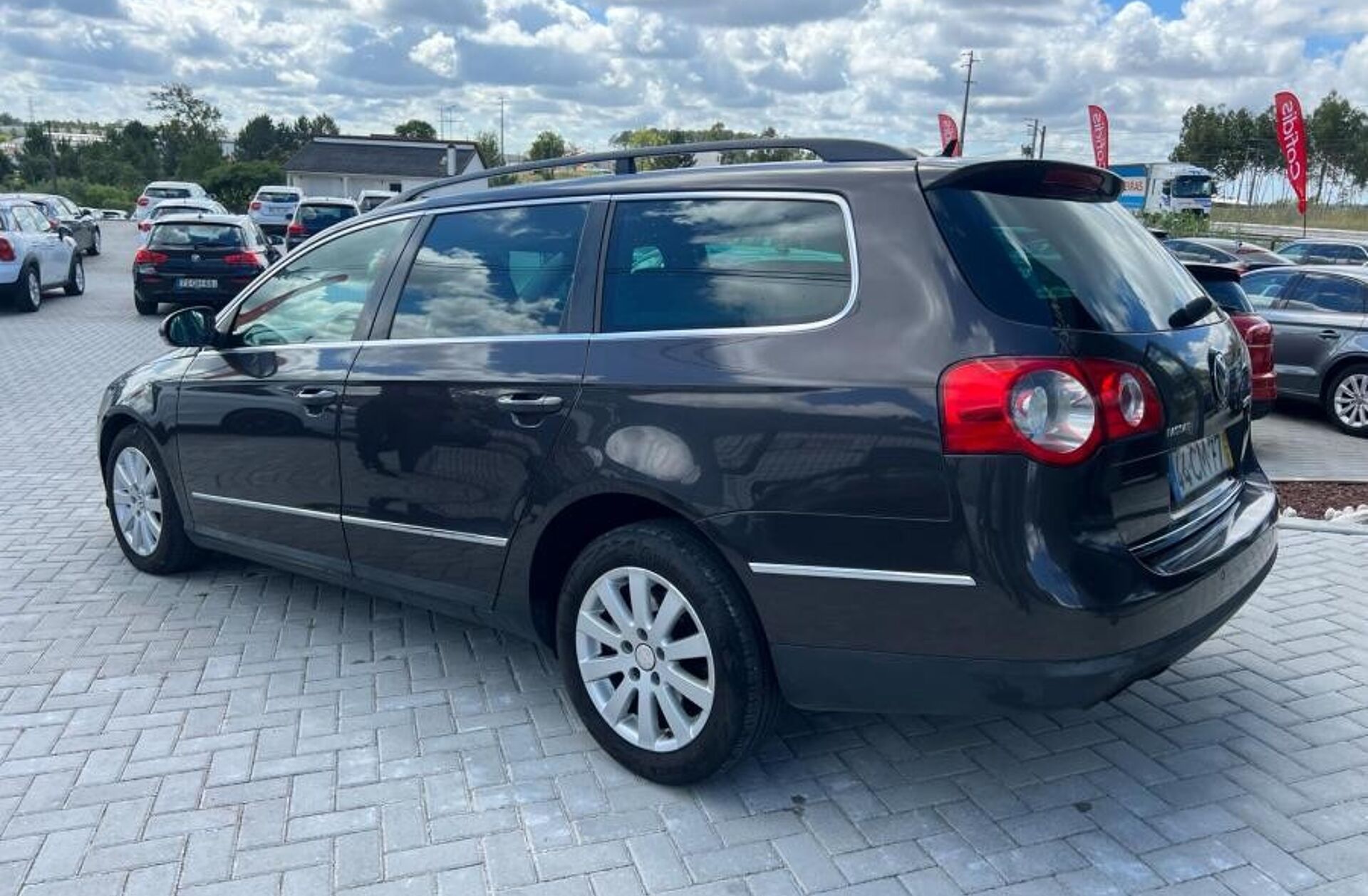 VOLKSWAGEN Passat 2.0 TDi Sportline
