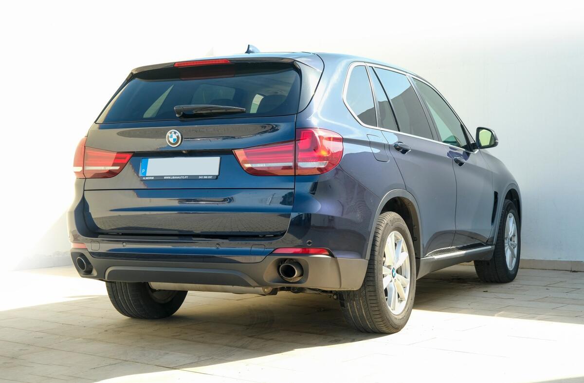 BMW X5 25 d sDrive Comfort 7L