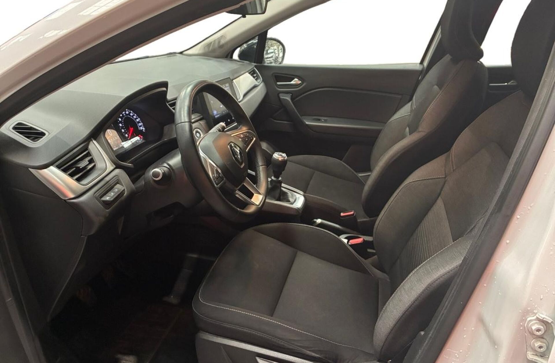 RENAULT Captur 1.3 TCe Exclusive