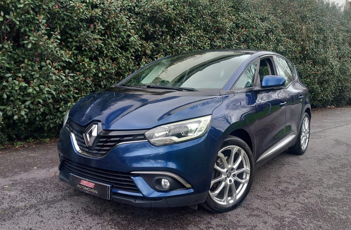 RENAULT Scénic G. 1.5 dCi Intens Hybrid Assist SS