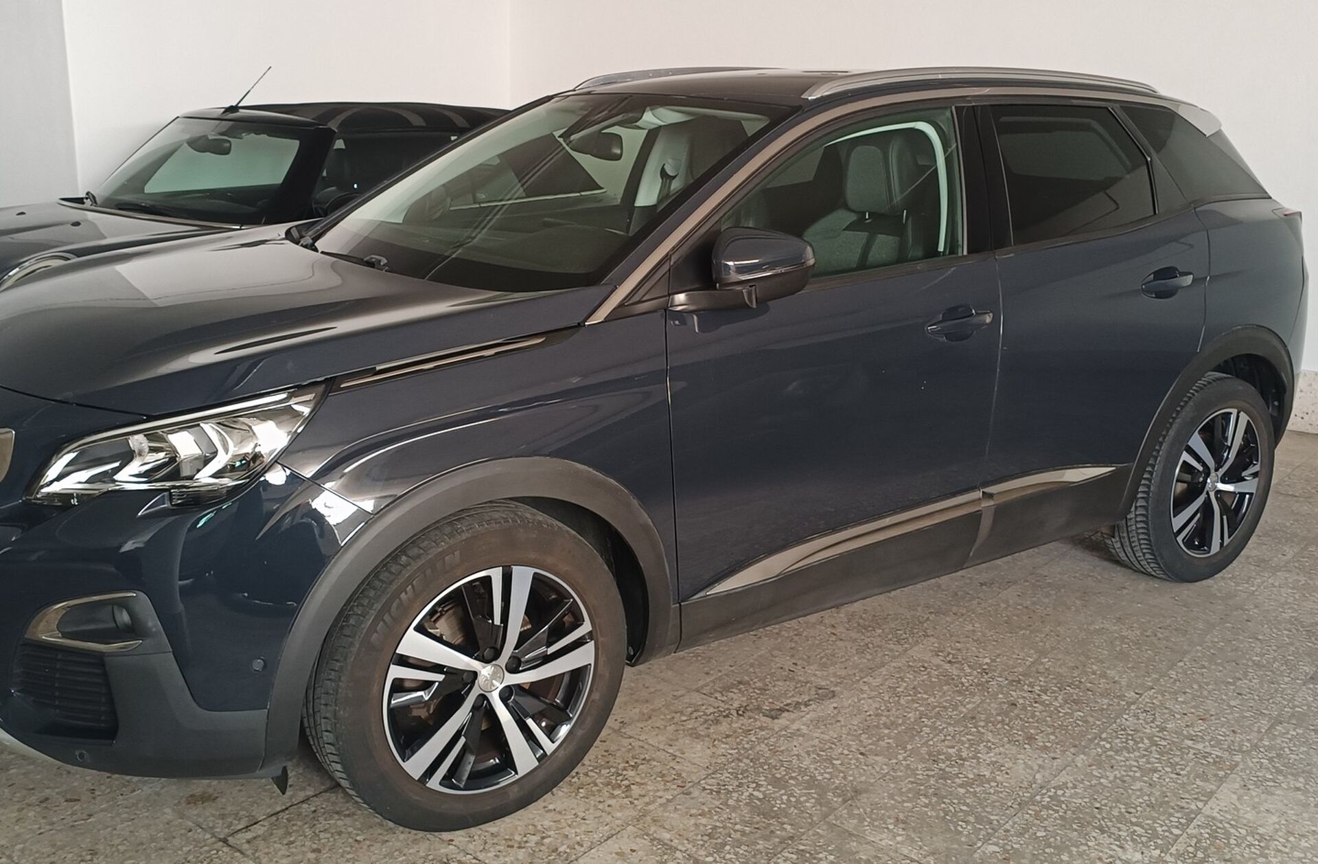 PEUGEOT 3008 1.5 BlueHDi Allure