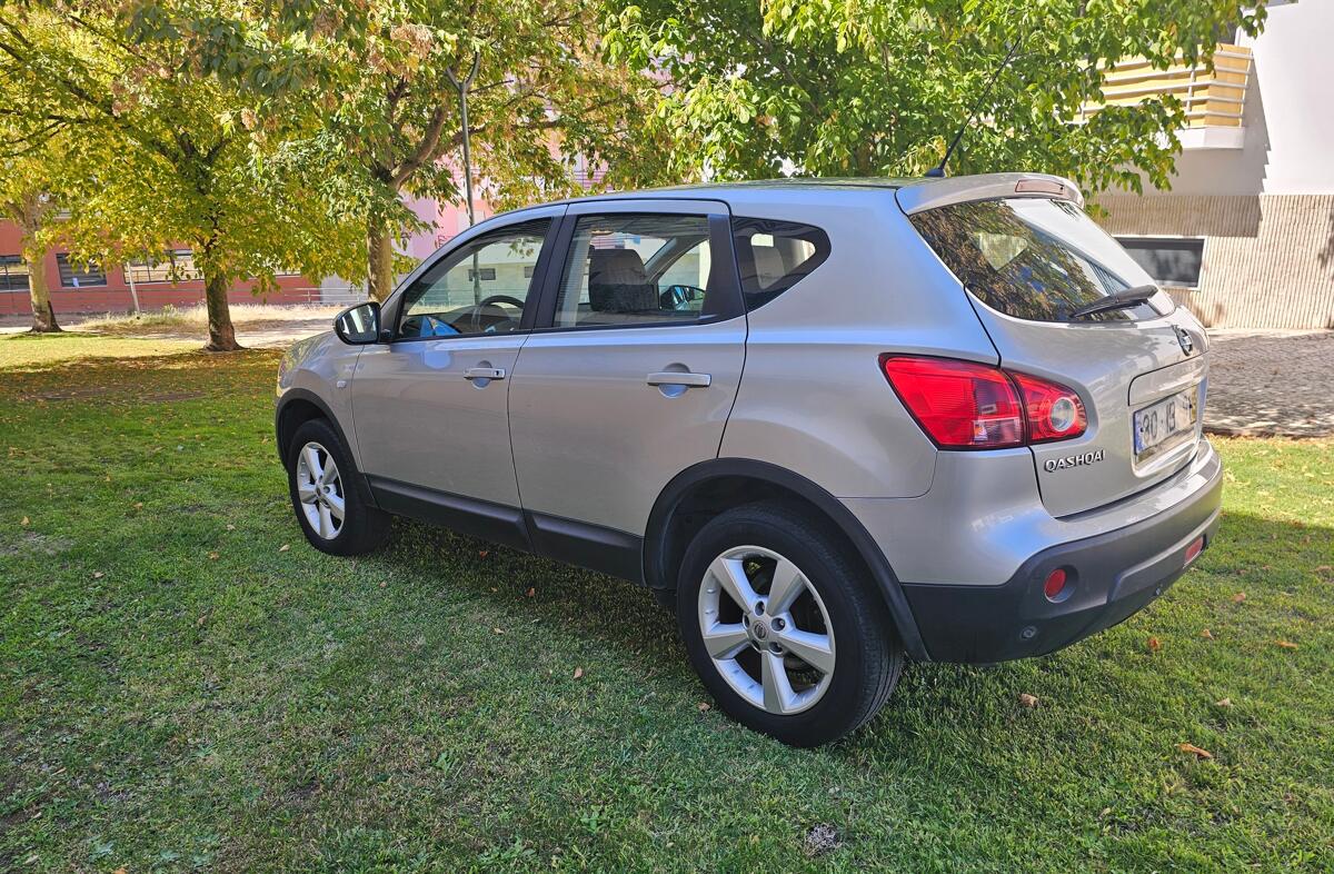 NISSAN Qashqai 1.5 dCi Tekna Sport 17
