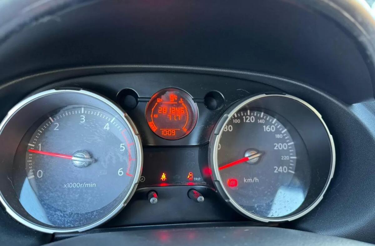 NISSAN Qashqai +2 1.5 dCi Tekna