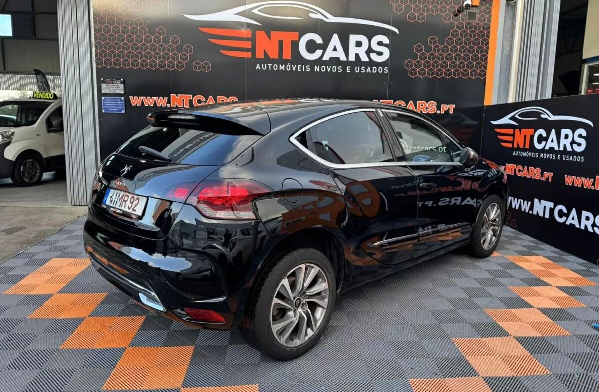 CITROEN DS 4 1.6 e-HDi So Chic