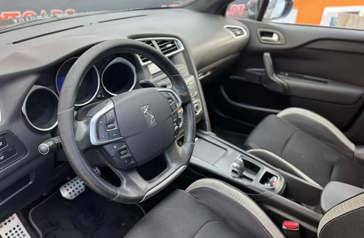 CITROEN DS 4 1.6 e-HDi So Chic