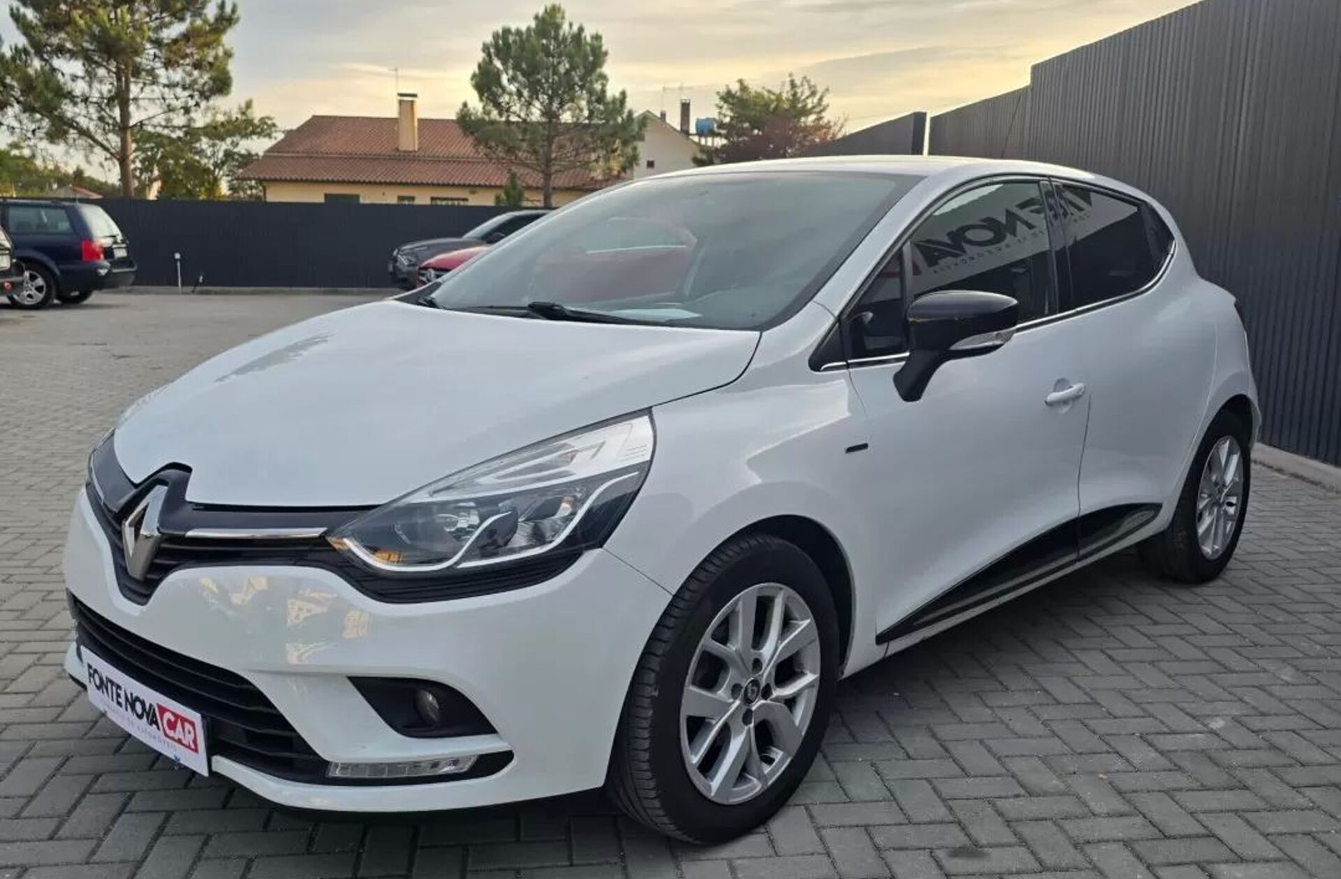 RENAULT Clio 1.5 dCi Limited