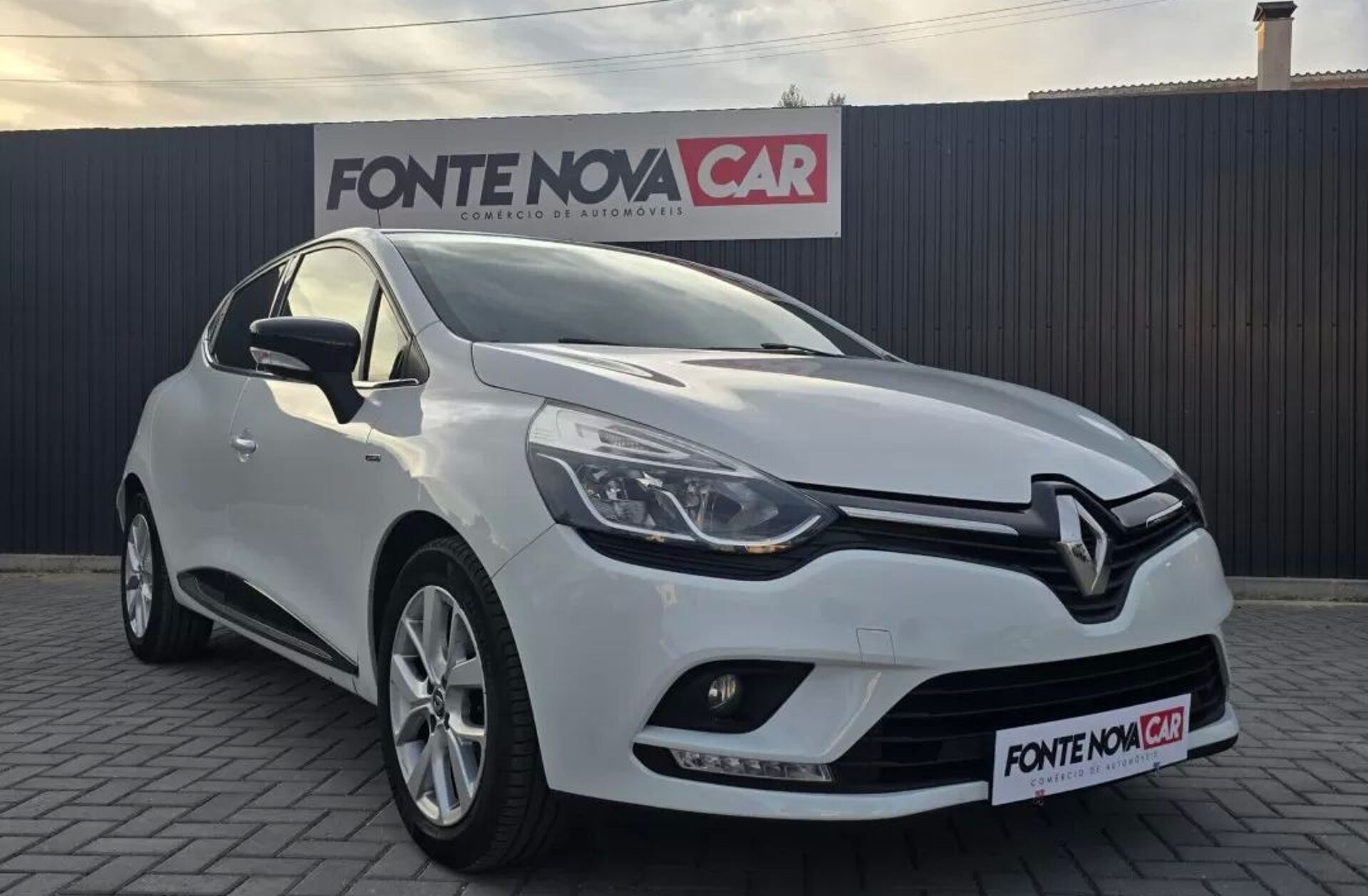 RENAULT Clio 1.5 dCi Limited