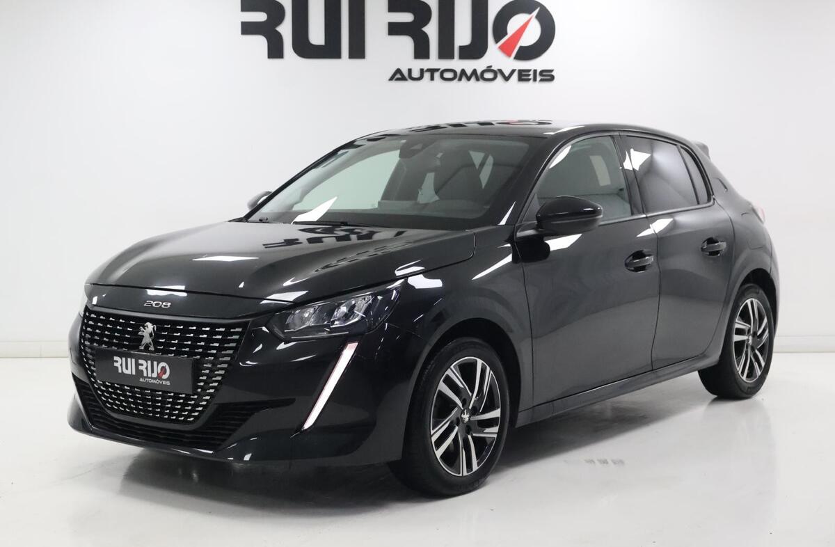 PEUGEOT 208 1.2 PureTech Allure EAT8