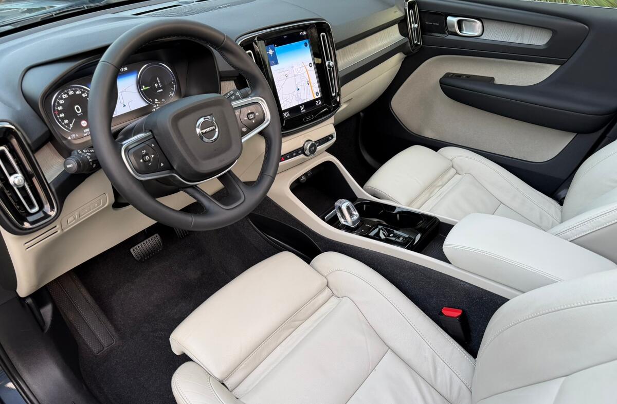 VOLVO XC40 1.5 T5 PHEV Inscription