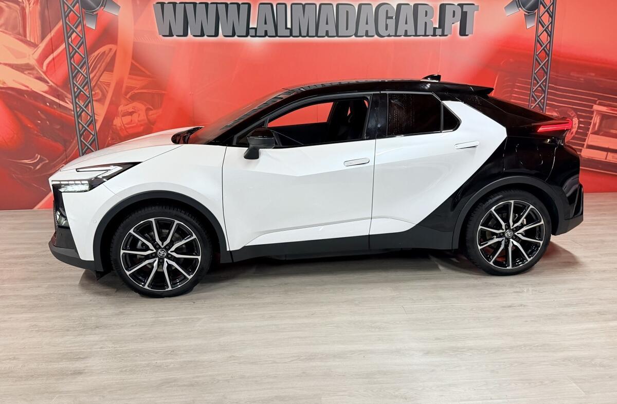 TOYOTA C-HR 2.0 HDF Plug-in GR Sport Premiere Edition