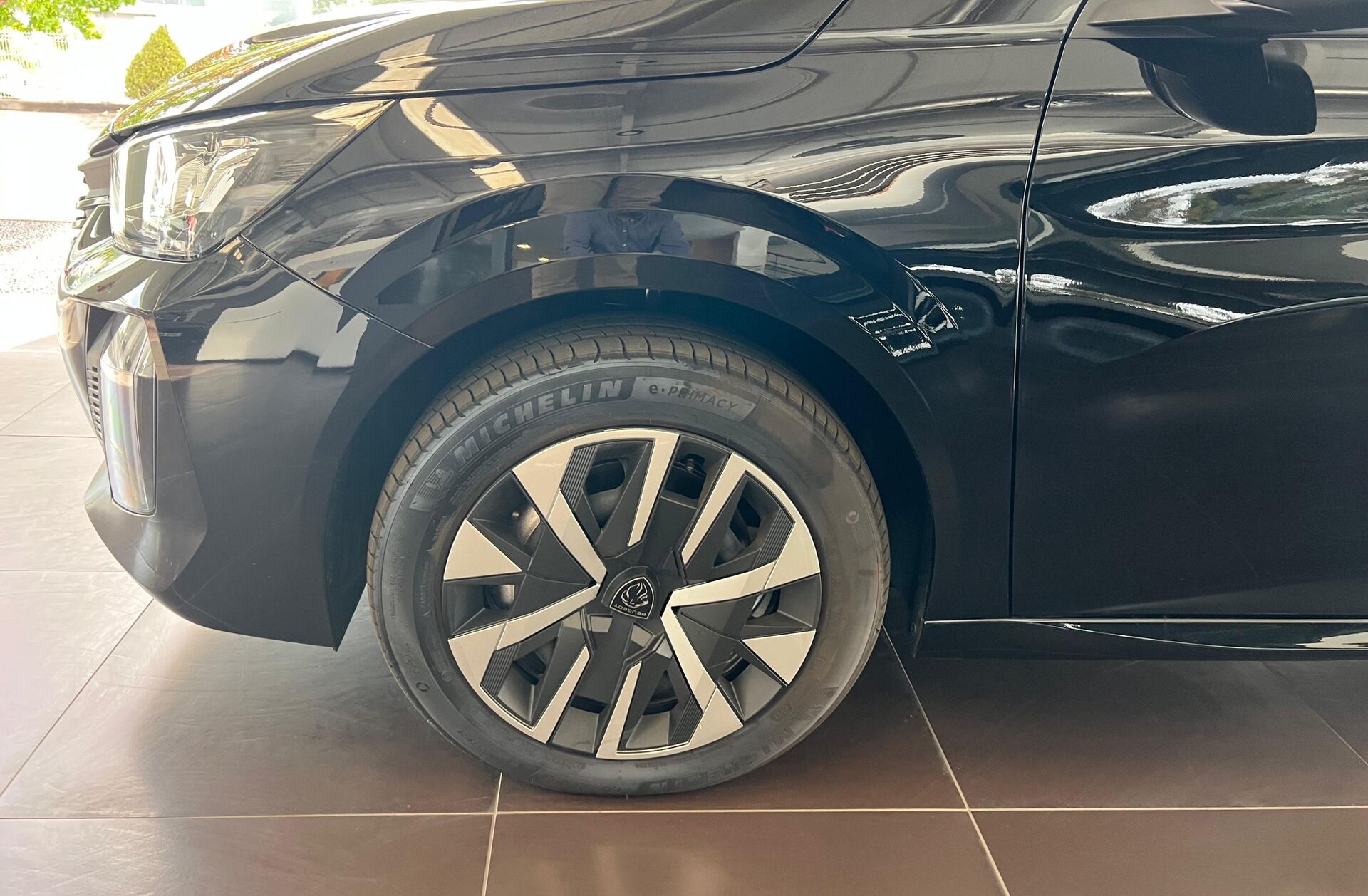 PEUGEOT 208 e- 51 kWh GT