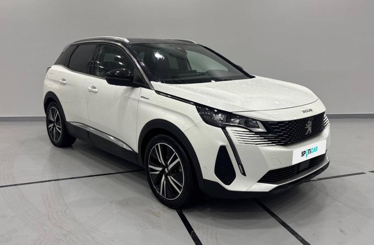 PEUGEOT 3008 1.6 Hybrid4 GT Pack e-EAT8