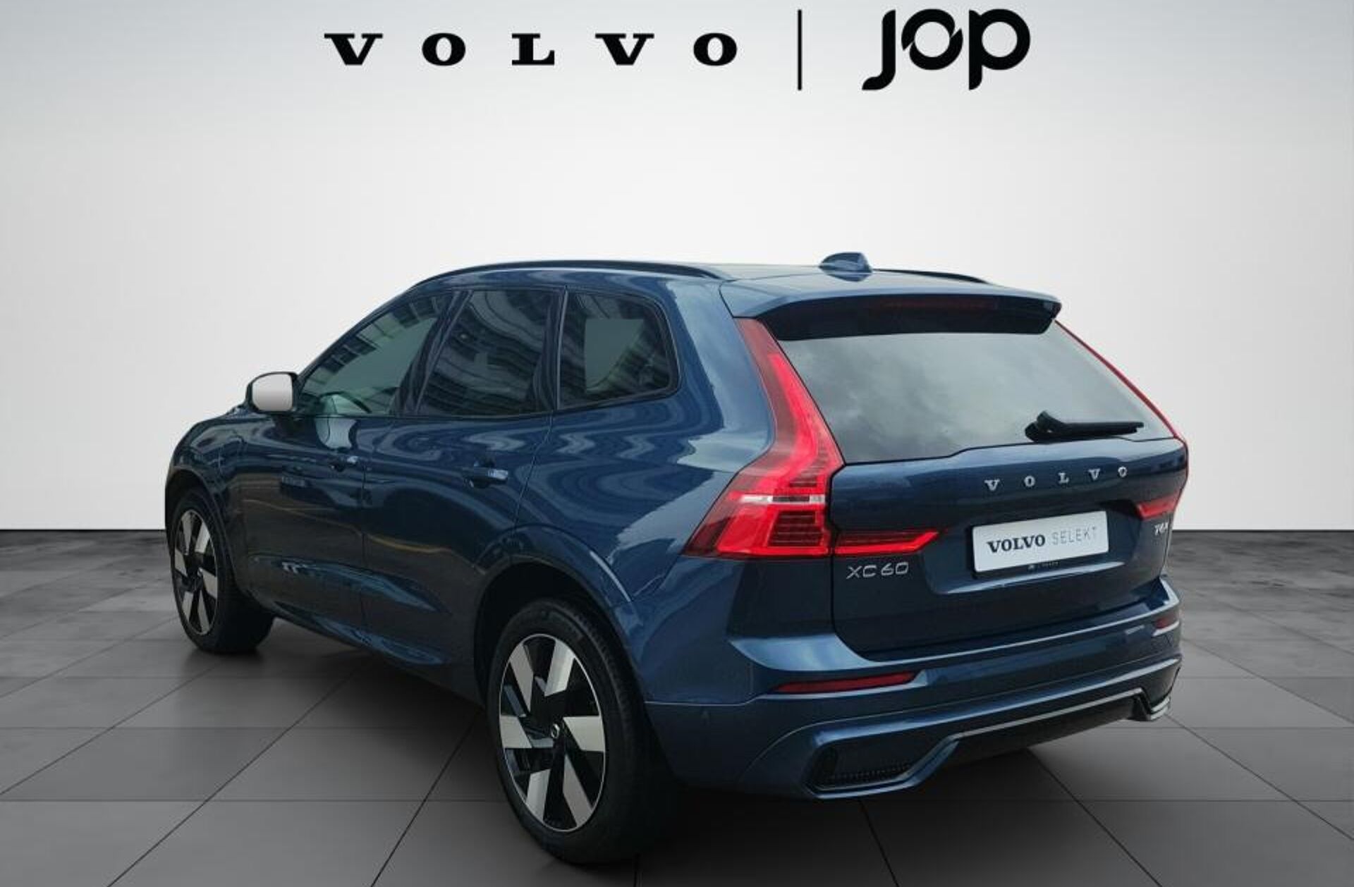 VOLVO XC60 2.0 T6 PHEV Plus Dark AWD