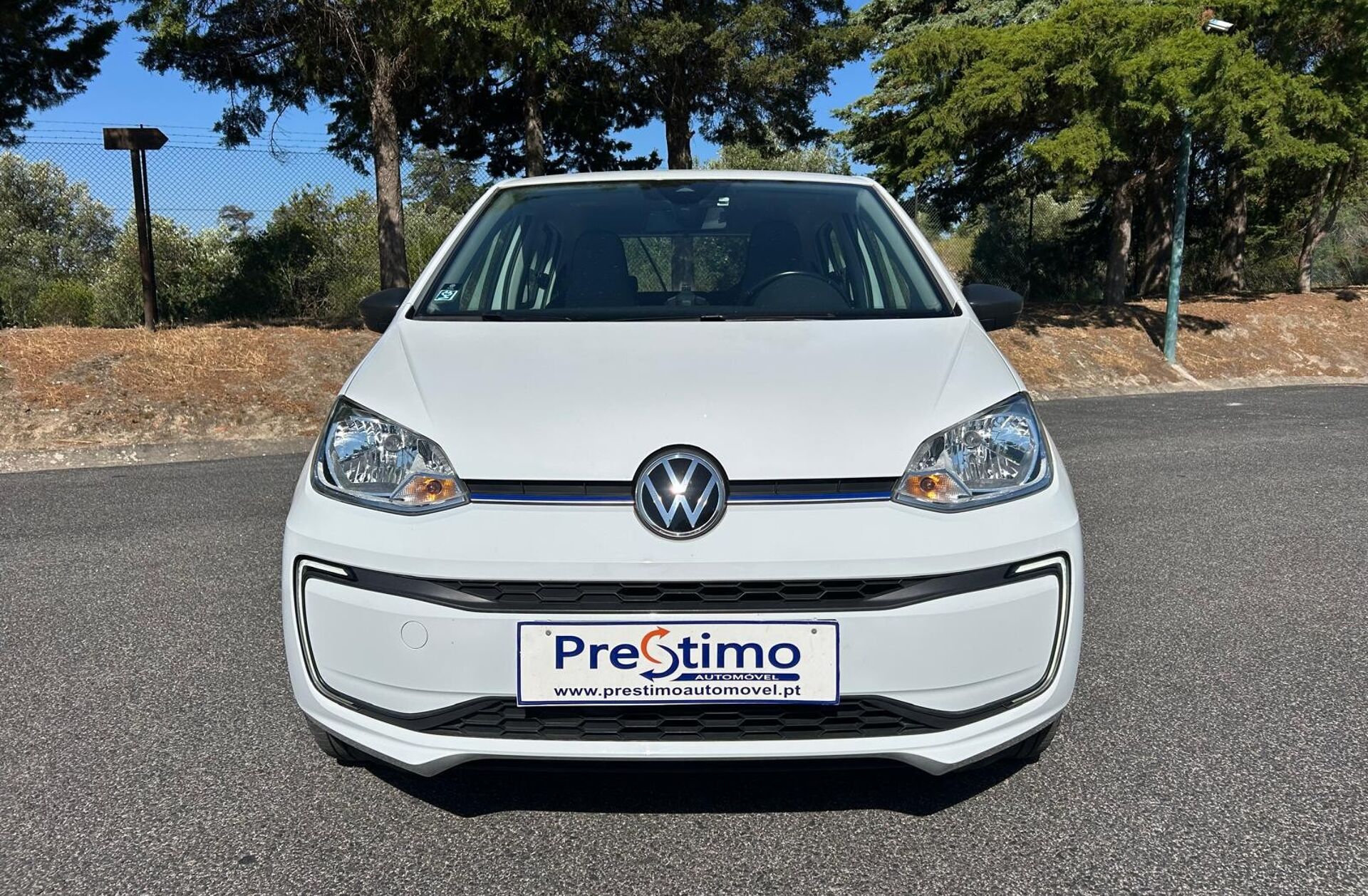 VOLKSWAGEN Up e-!