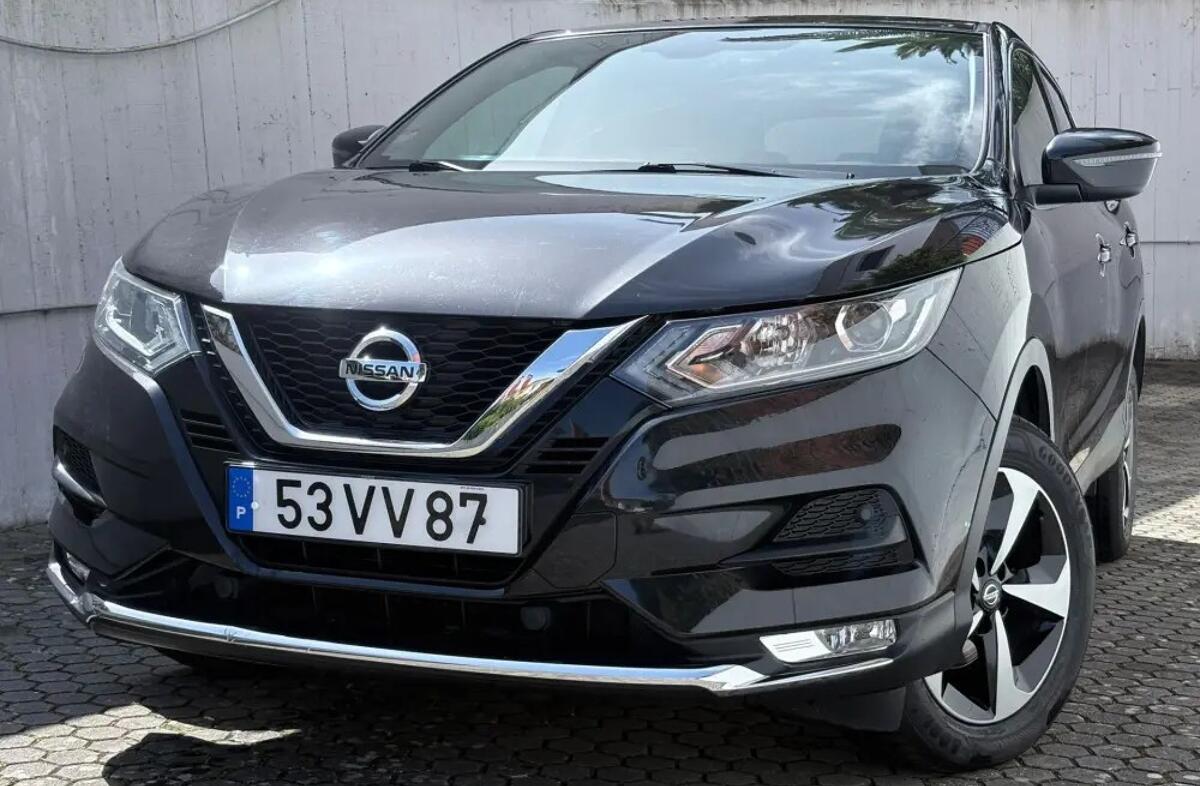 NISSAN Qashqai 1.5 dCi N-Connecta