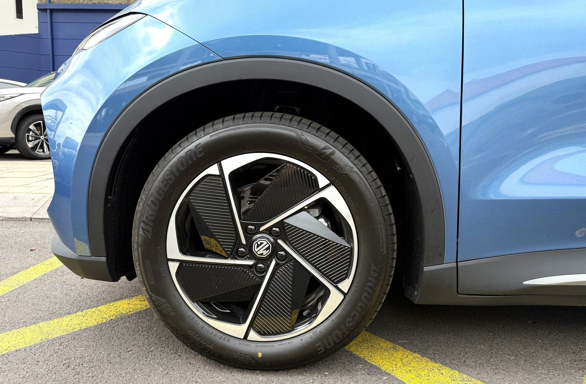 MG ZS 72.6 kWh Luxury