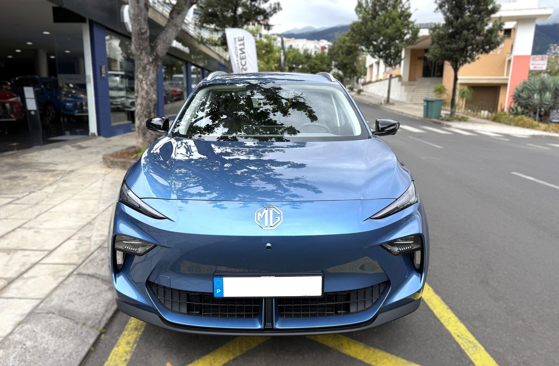 MG ZS 72.6 kWh Luxury