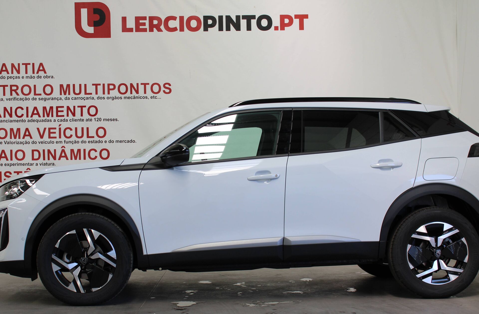 PEUGEOT 2008 1.2 PureTech Allure