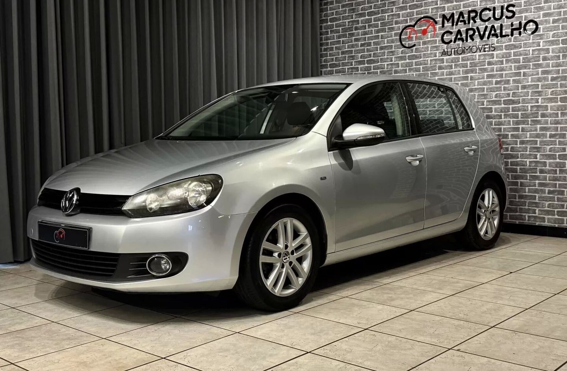 VOLKSWAGEN Golf 1.6 TDi Trendline BlueMotion