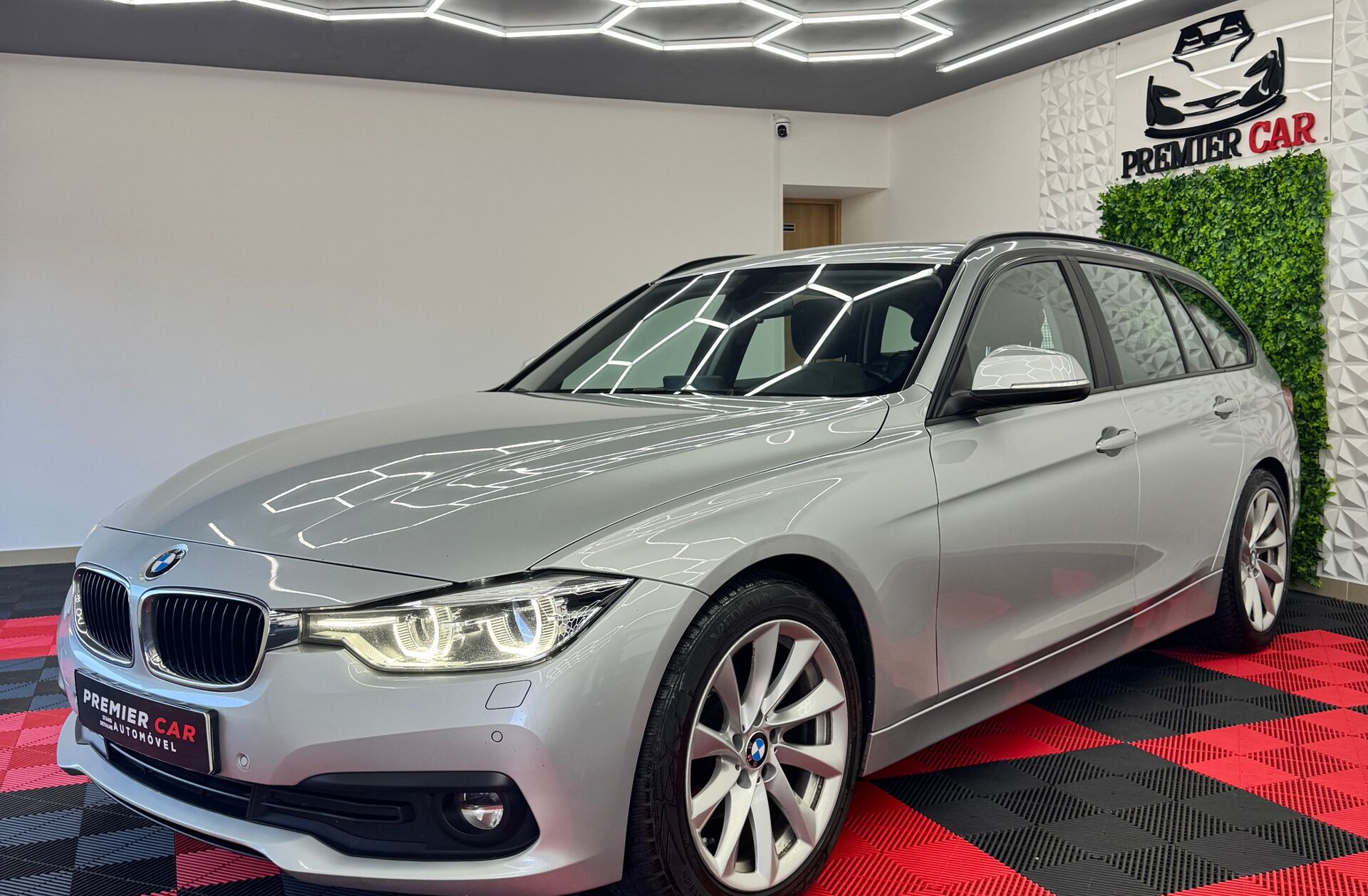 BMW Serie-3 320 d Touring Advantage Auto