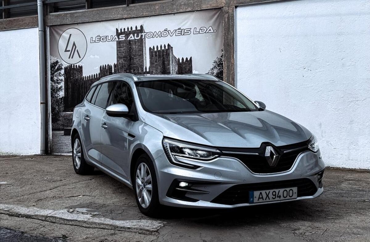 RENAULT Mégane 1.6 E-Tech Plug-In E-Tech Hybrid Engineered