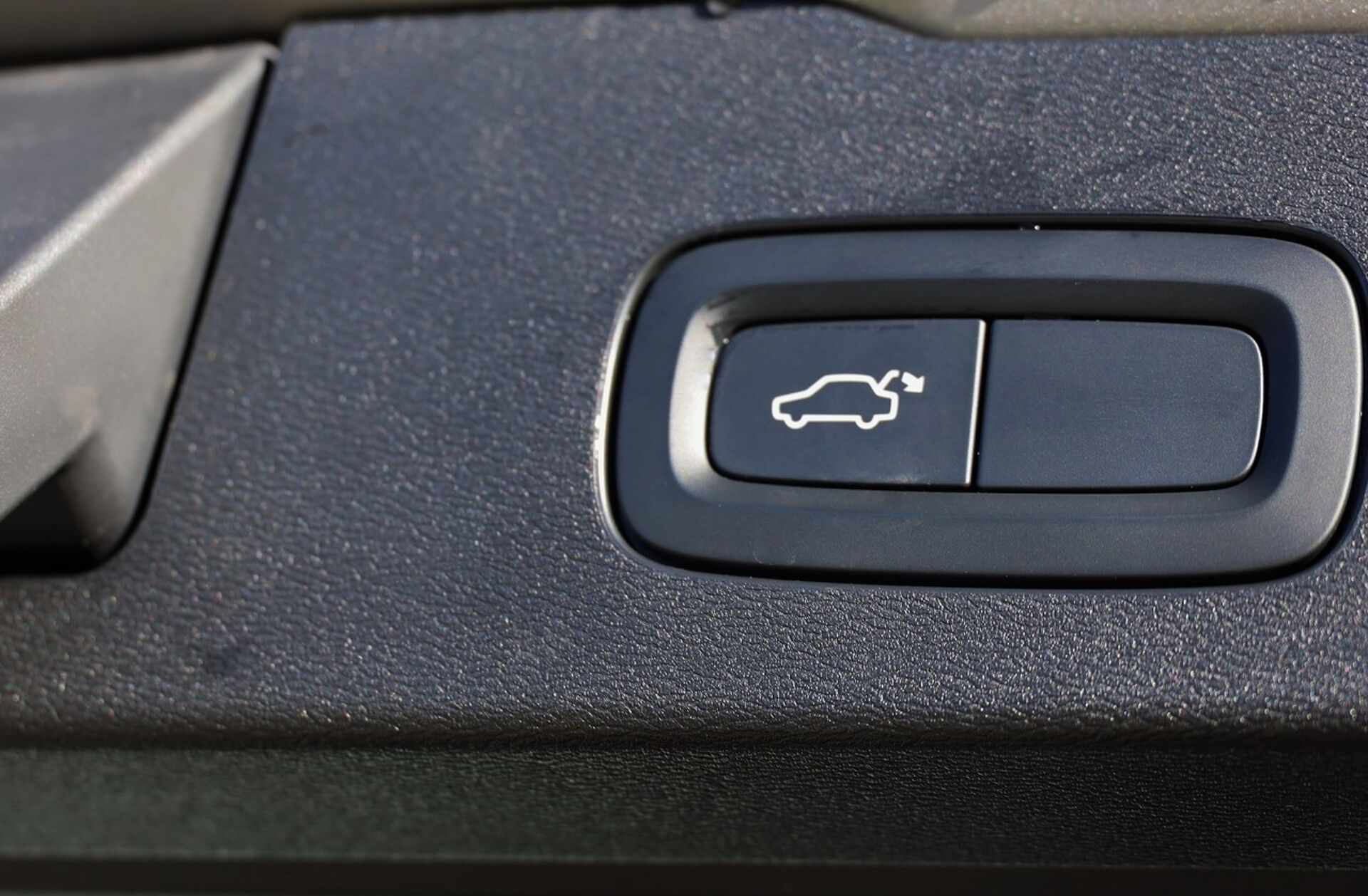 VOLVO V60 2.0 D3 Momentum Plus