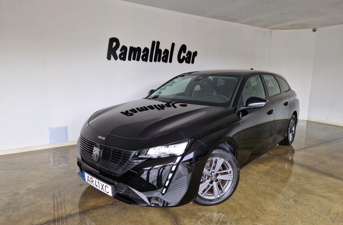 PEUGEOT 308 1.2 PureTech Allure