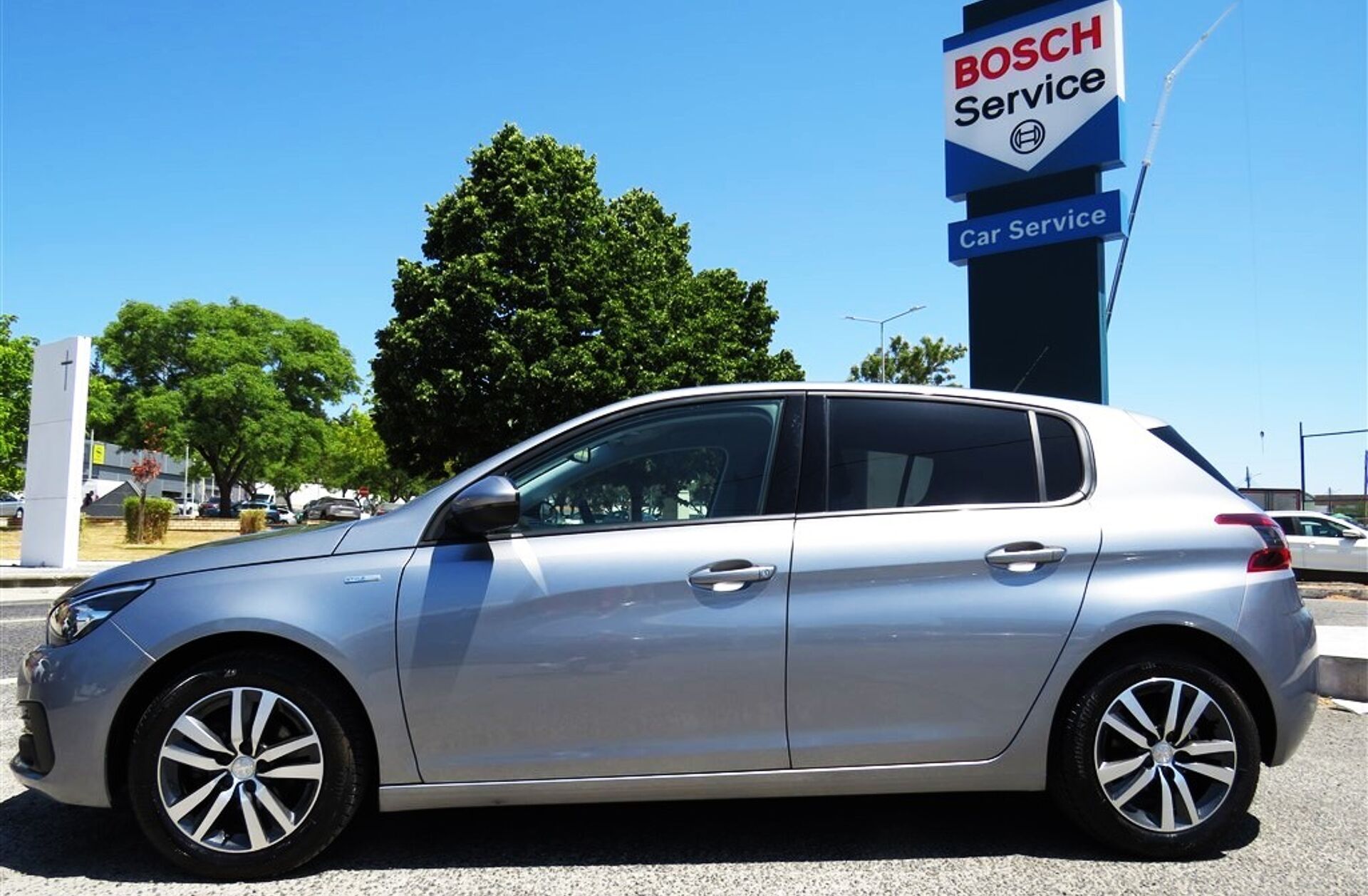 PEUGEOT 308 1.2 PureTech Style