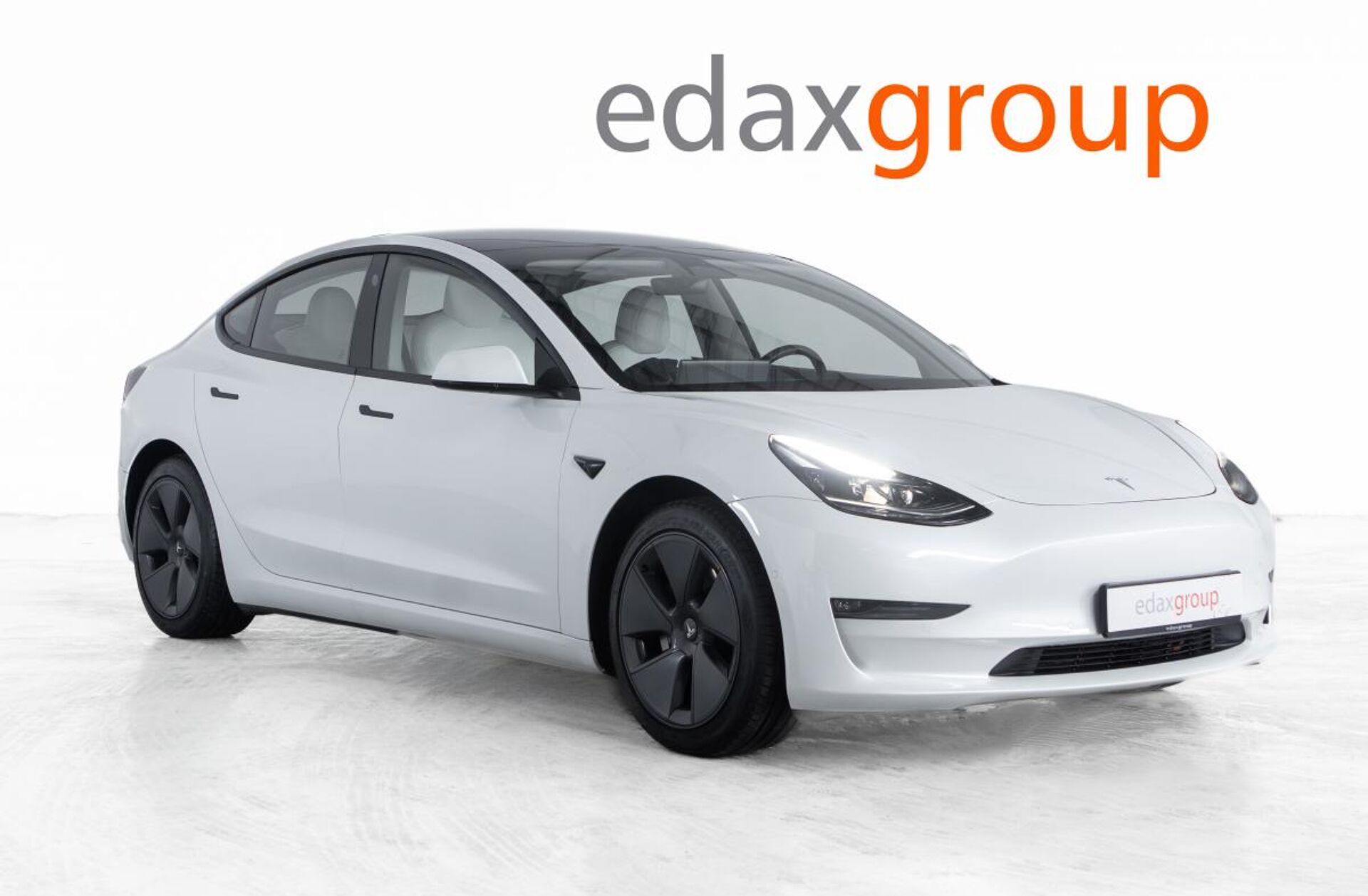 TESLA Model 3 Long-Range Dual Motor AWD